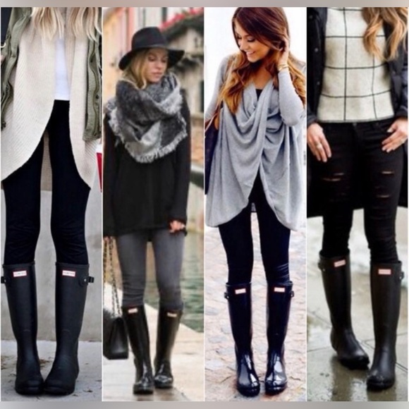 Hunter Women's Classic Black Rain Boots - Picture 2 of 8